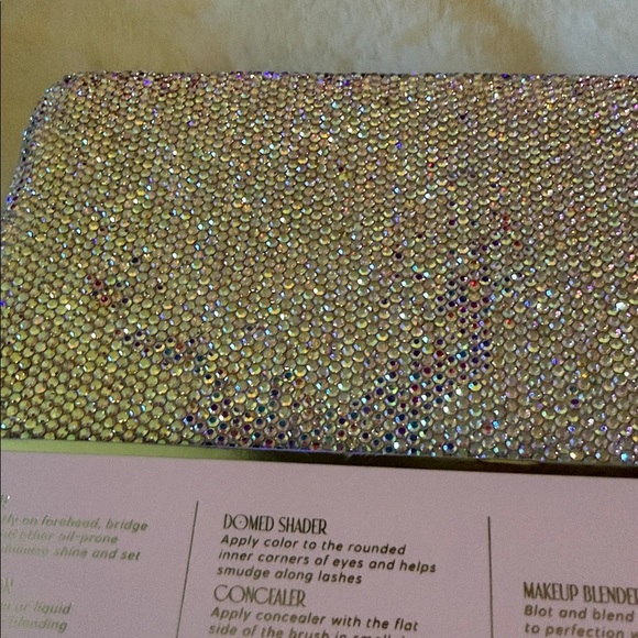 Glitz and glam Full Face Makeup Brush Set - Silver crystal - Picture 8 of 10